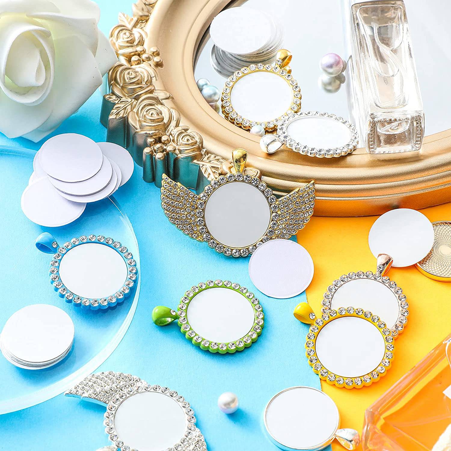 AT35-昇華ブランクアルミニウムステッカーセットラウンドブ - Bezels Set Pendant のレビューと価格