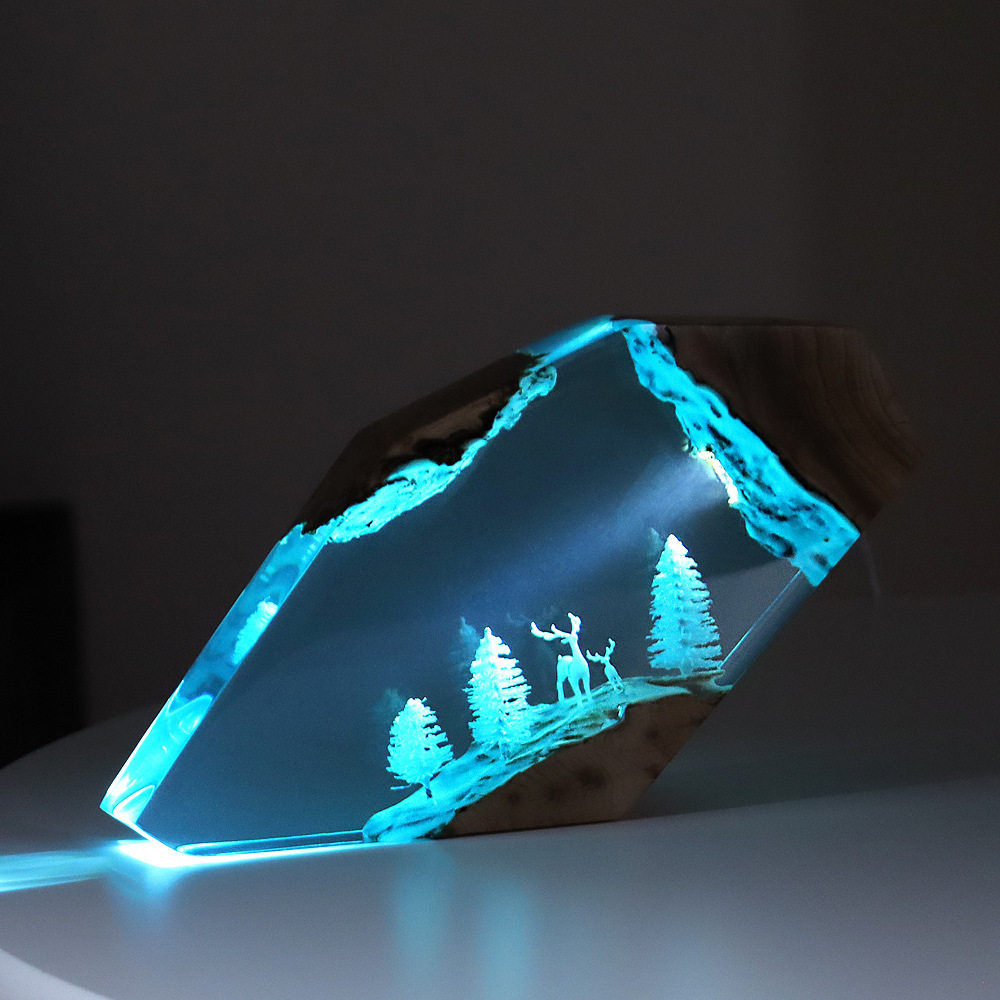森の妖精、鹿、卓上アート、パーソナライズされた光るオーナメン - Crafting Resin のレビューと価格